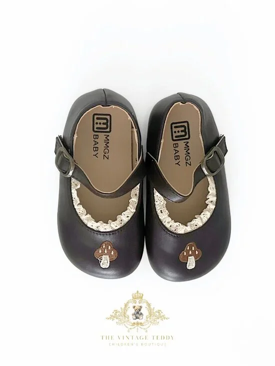 NWT Pretty Girls Embroidered Mary Jane Flats Children's Shoes Mushroom Brown 6.5