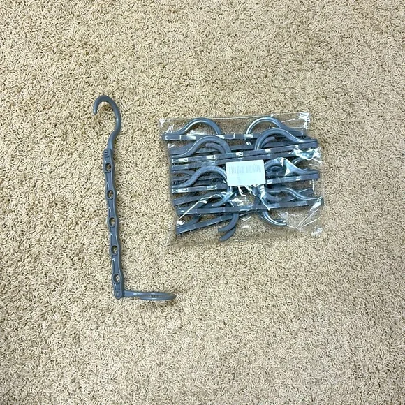 Space saving hangers