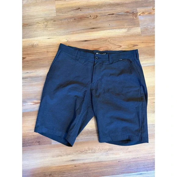 Travis Mathew Mens Golf Shorts Navy Blue Micro Stripe Performance Size 34