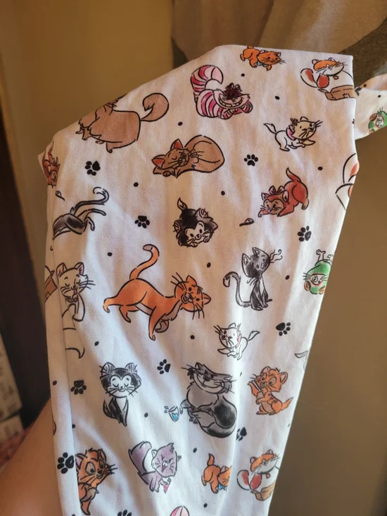 Disney Parks Cat Print Leggings With Gray Top Size XL