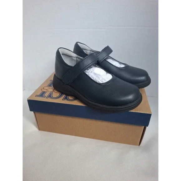 School Issue Girls Prodigy Navy  size 10  Von Maur