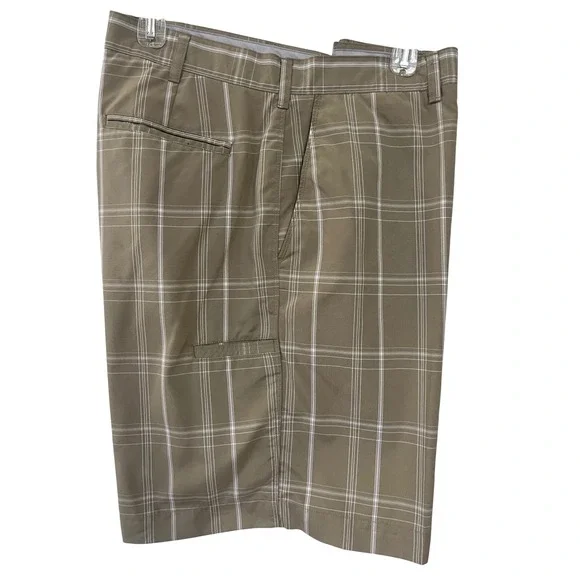 PGA Tour Mens Khaki Tan Plaid Golf Shorts Size 40 Flat Front Performance Utility