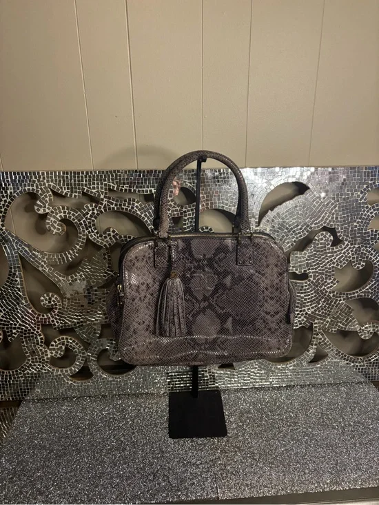 🌟Tory Burch Gray Snake-Print Dome Satchel with Tassel Accent