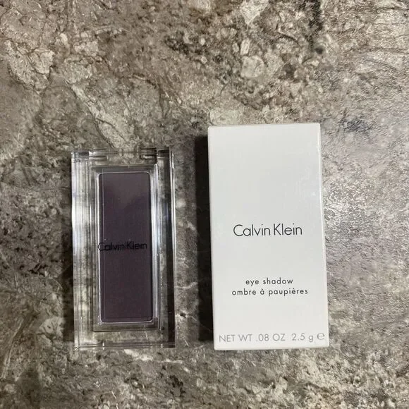 Calvin Klein Eyeshadow #15 Aubergine Full Size New (Purple) Eye Shadow Rare‎