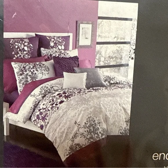 New KAS AUSTRALIA King Duvet Cover Enchanted Floral Purple Embroidered 104