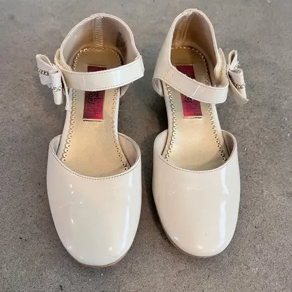 Rachel Shoes beige cream dress shoes Youth Girls size 2 formal event low heel