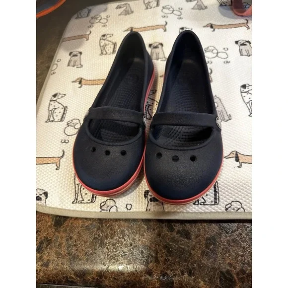 Crocs Mary Jane style girls c11