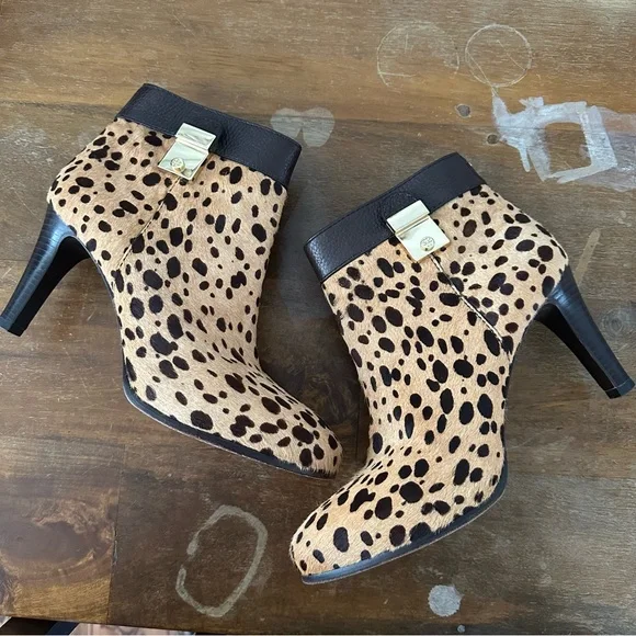 Tory Burch Priscilla Calf Hair Leopard Print‎ Ankle Boots Ladies size 9.5