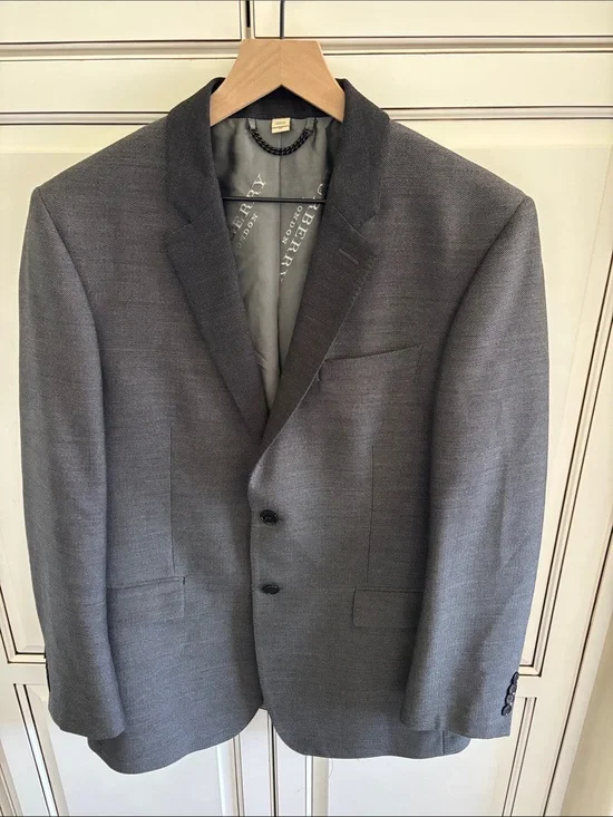 Burberry London Milbury Virgin Wool Gray Luxury Blazer Suit Coat 2 Button Men 52