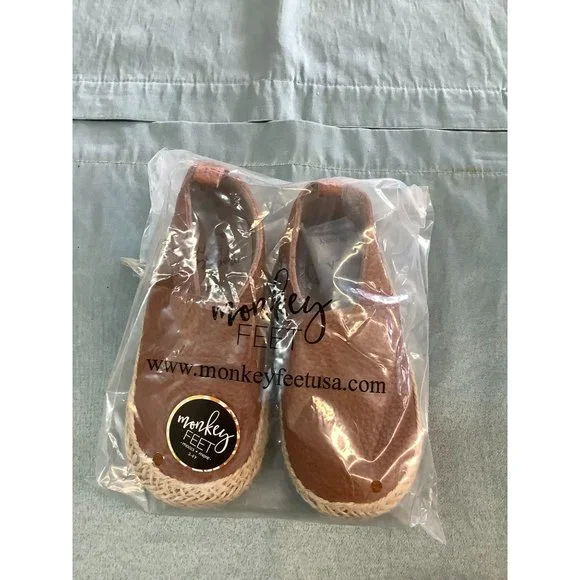 Brown‎ Moccasins
