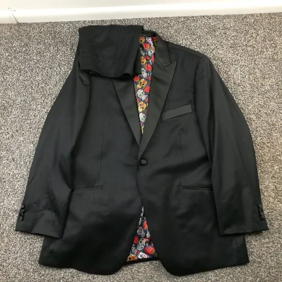 2020 Indochino Tuxedo Suit Wool Cashmere 44S Black 40x26