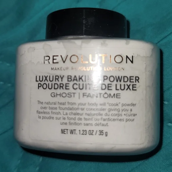 Makeup‎ Revolution Loose Baking Powder - Ghost / Fantome White Translucent New