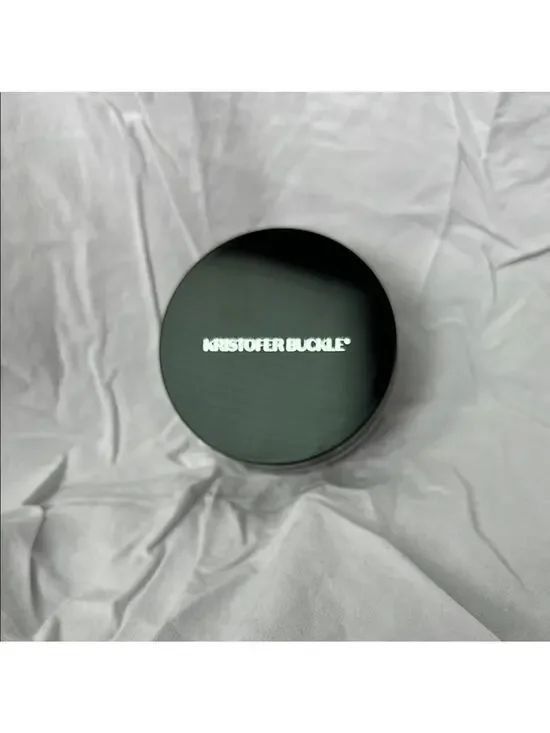 NEW Kristofer Buckle Translucent Setting Powder