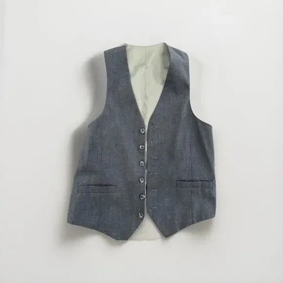 MENS GREY SUIT VEST - UNKNOWN MFG SIZE APPROX MEDIUM