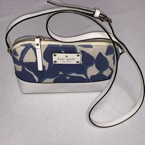 KATE SPADE ♠️ Crossbody Purse, beautiful color❣️