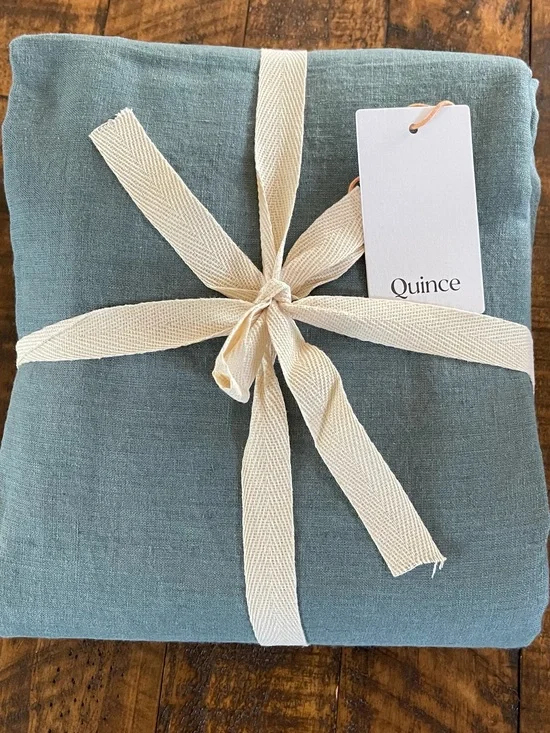 NWT Quince European Linen 1 Piece Duvet Cover, Twin (Ocean)