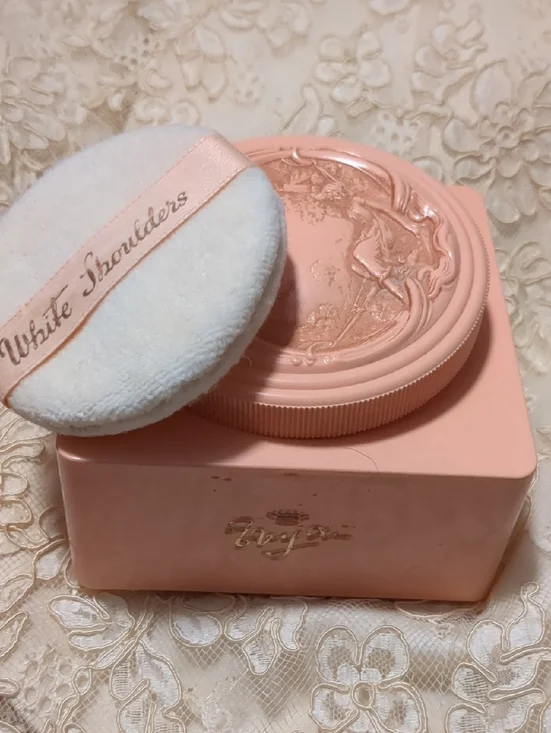 Vintage 50s Evyan White Shoulders Powder Box Pink Plastic Art Nouveau 4X4” MCM