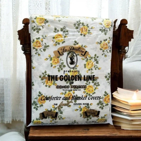 Vintage La Pauline Golden Line Floral Comforter/Blanket Cover