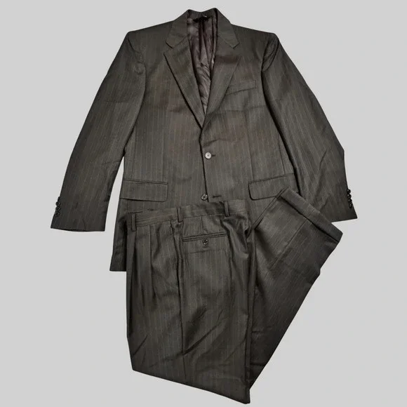 JOS A BANK Signature Collection Mens Wool Pinstripe Suit Jacket and Pants EUC!‎