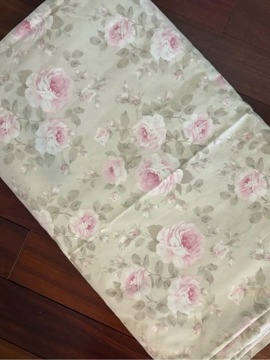 EUC Rachel Ashwell Simply Shabby Chic Duvet Cover Full/Queen Rose Pattern