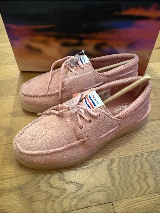 Sperry X Concepts Authentic Original™ Boat Shoe mens/kids 4, women’s 5.5