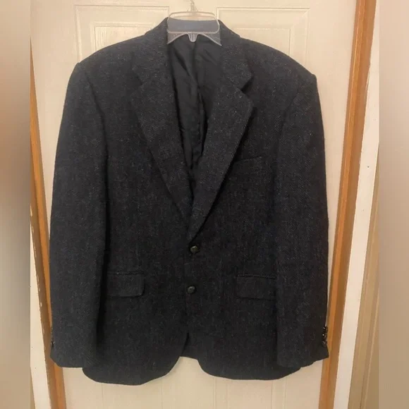 Harris Tweed Men's Dark Charcoal Herringbone Sport Coat