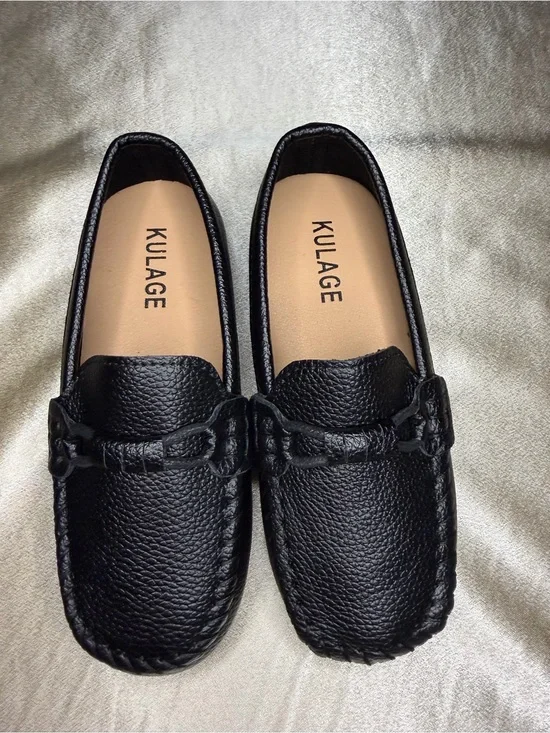 KULAGE Black Pebbled Leather Slip-On Loafers for Size Boys 12.5 NWOT