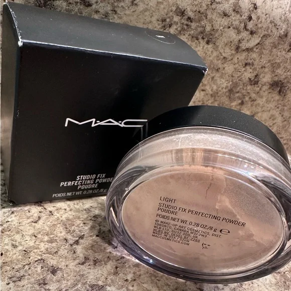 MAC STUDIO FIX PERFECTING POWDER NEW