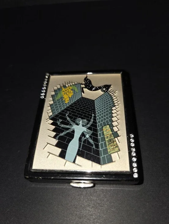 Estée Lauder Capricorn Erte Art Deco Compact No Powder