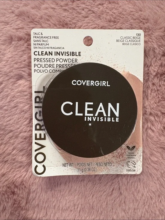 COVERGIRL Clean Invisible Pressed Powder, 130 Classic Beige, 0.38 oz