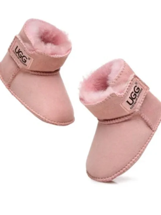 UGG Erin Australian Sheepskin Baby Booties Cradle (Size: S) NWOT