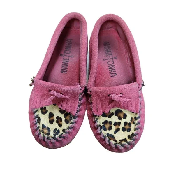 Minnetonka Moccasins Pink Leopard Print Shoes Leather Suede Kids Size 10 Girls