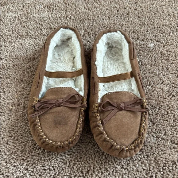 Cozy Brown Kids Moccasins