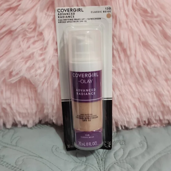 COVERGIRL Cream Foundation Luminous Glow