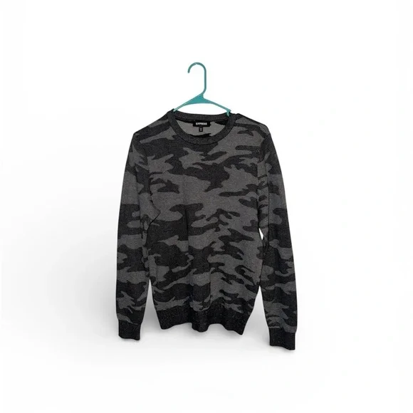 Express Men's Camouflage Sweater - Gray