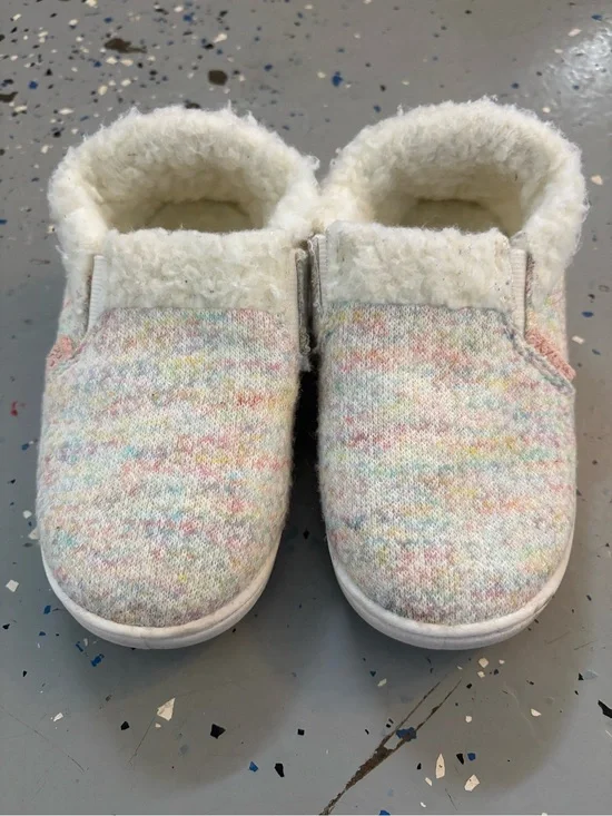 Roxy Toddler Size 8 Cloud Cozy Slip-On Shoes