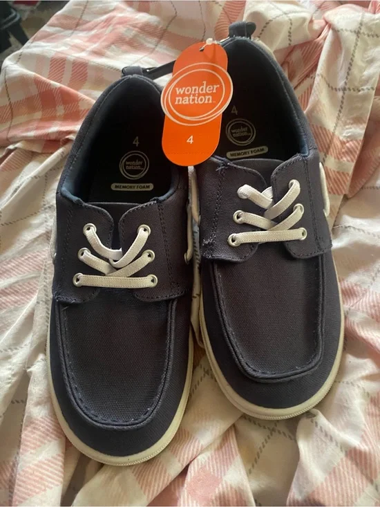 wonder nation Navy Canvas Slip-On Shoe with White Accents - Size 4