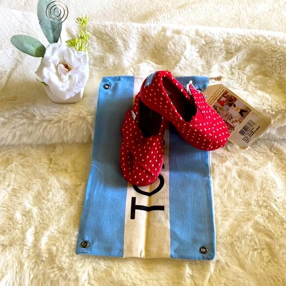 * Toms Tiny Classic Red Dot size 5T
