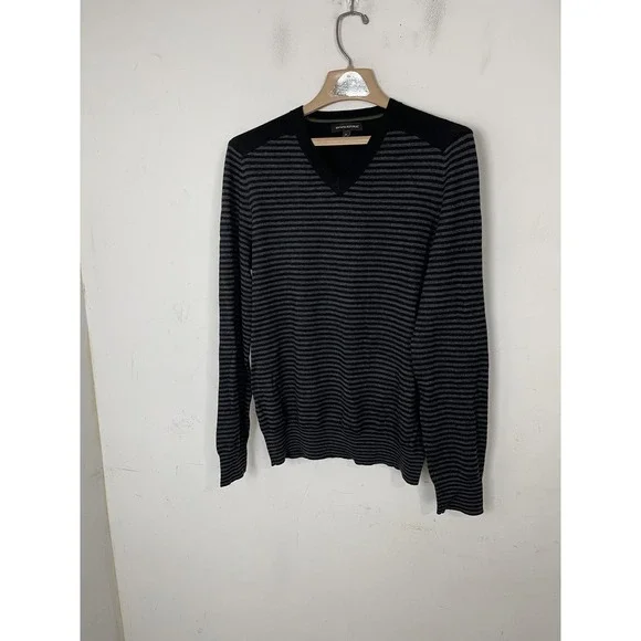 Banana Republic Men's M‎ Black Gray Striped V-Neck Merino Wool Blend Sweater