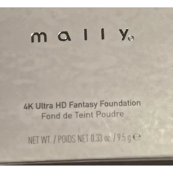 Mally 4K Ultra HD Fantasy Foundation Light Powder Foundation 0.33oz New Box