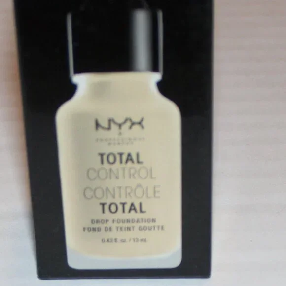 NYX Total Control Drop Foundation Nude Liquid Makeup Soft Matte Finish .43 oz