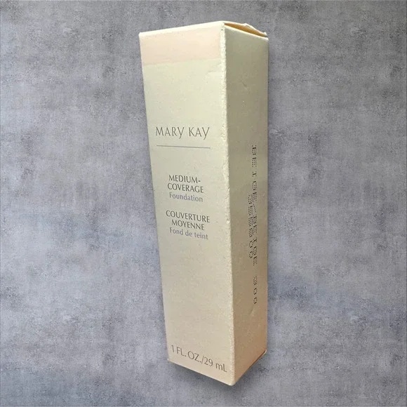MARY KAY Medium-Coverage Foundation BEIGE 300 Gray Cap 1oz #355800 New Old Stock