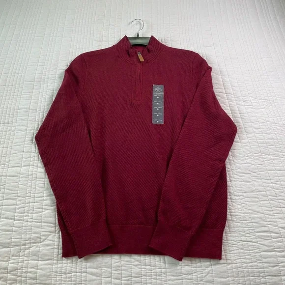 St Johns Bay Mens Quarter Zip Sweater Biking Red Small Super Soft Textured Knit
