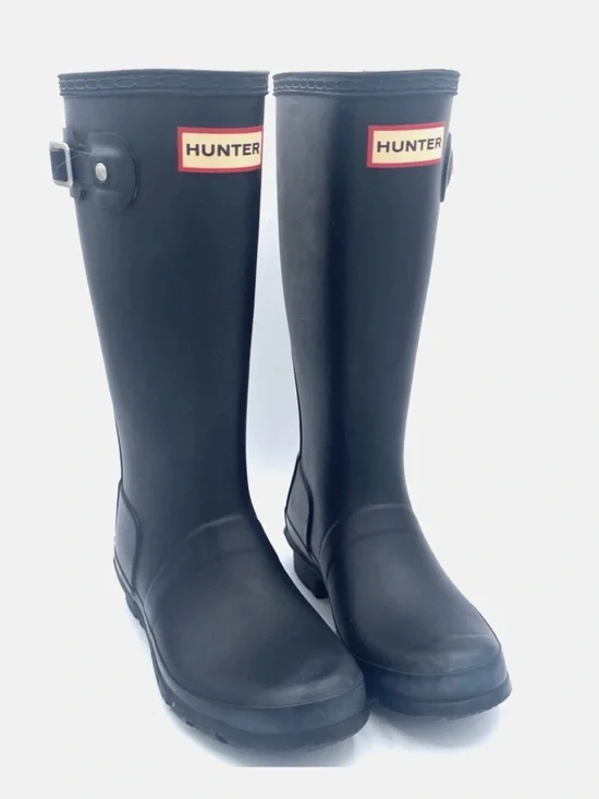 Hunter Matte Black Mid-Calf Rubber Rain Boots with Side Buckle