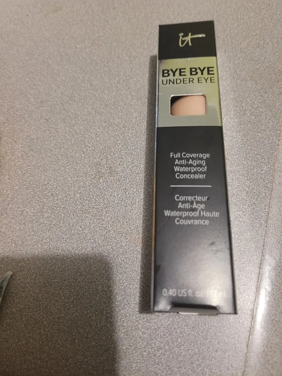 Light Buff 14.5 Neutral Liquid Concealer - Warm Beige It Cosmetics