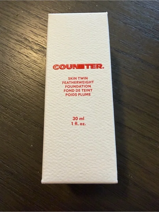 Counter Skin Twin Featherweight Foundation  NWB