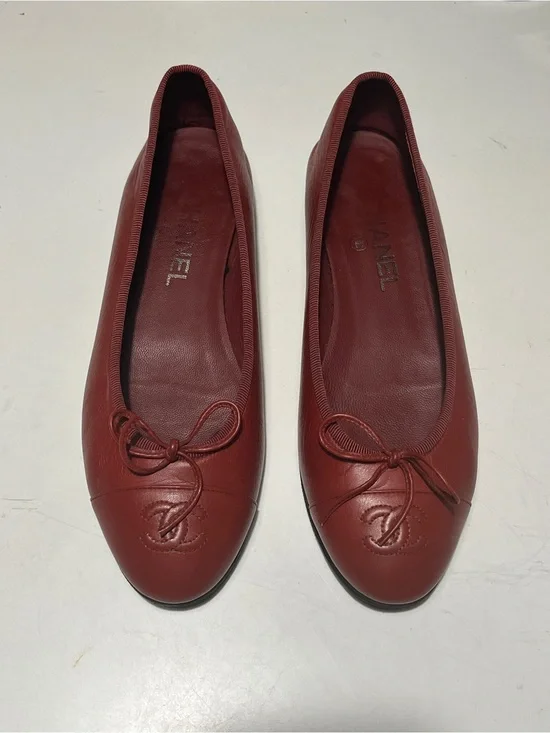 Chanel Red burgundy Leather Ballet Flats