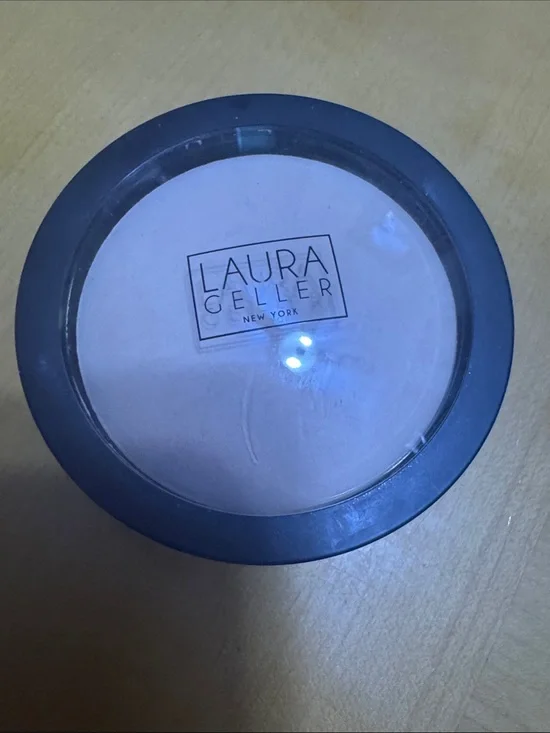 Laura Geller double take baked versatile powder foundation -fair