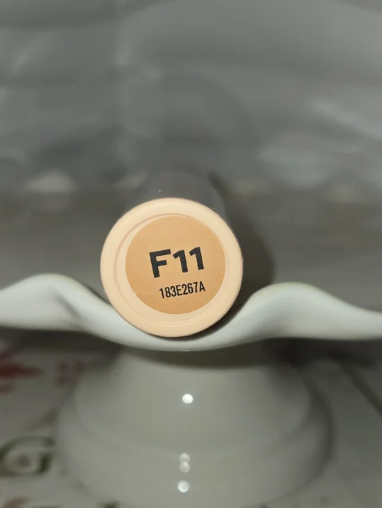 Revolution Base Stick Foundation - F11