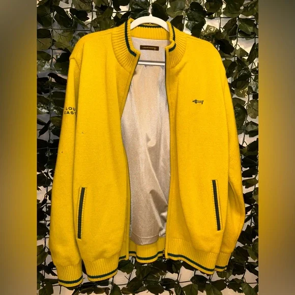 (#20) Used men’s large Louis Castro sweater